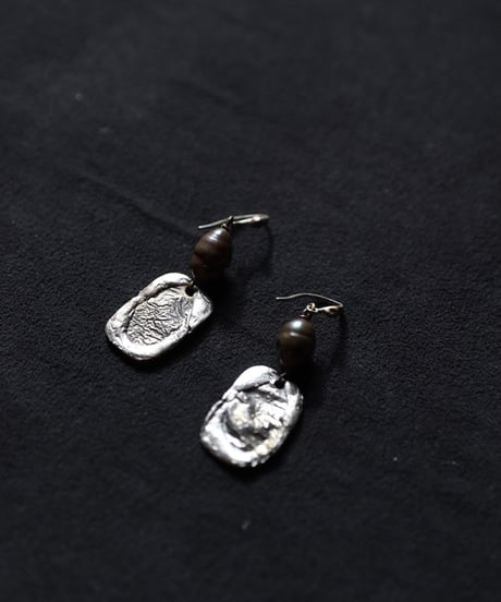 Atelier Inscrire アトリエ インスクリール / COSTUME JEWELLERY SILVER FRAME EARRING / At-26019