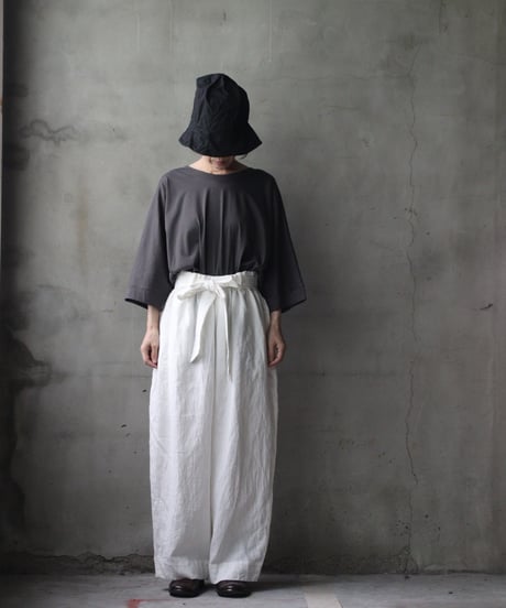 cavane キャヴァネ / Volume Wide Pants with Belt Linen100パンツ/ ca-26133