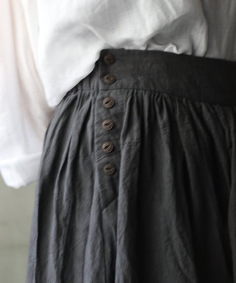 cavane キャヴァネ / Gathered skirt with side button linen100 スカート / ca-26099
