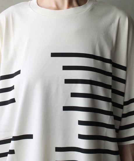 Dulcamaraドゥルカマラ / グリッチボーダーT UNISEX / dl-26014(D226-T1279)