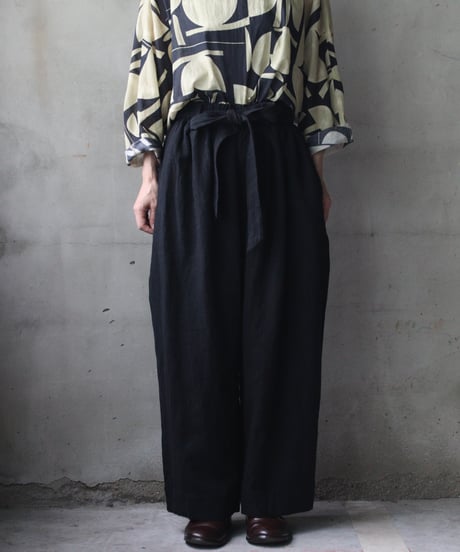 cavane キャヴァネ / Volume Wide Pants with Belt Linen100パンツ/ ca-26132