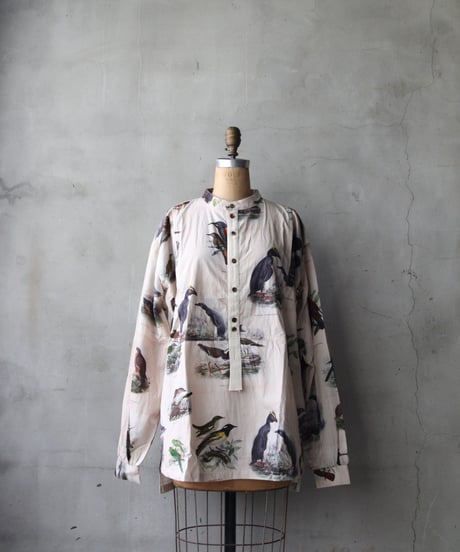 ALEKSANDR MANAMISアレクサンダーマナミ/ COQUILLAGE TONGUE SHIRTシャツ/ am-26026