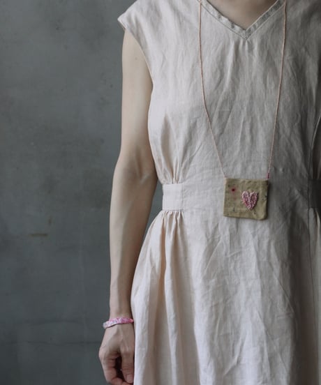 Antonia Rossi (Antomoon)/ Artisan Embroidered bracelets in vintage silkブレスレット / An-26013A