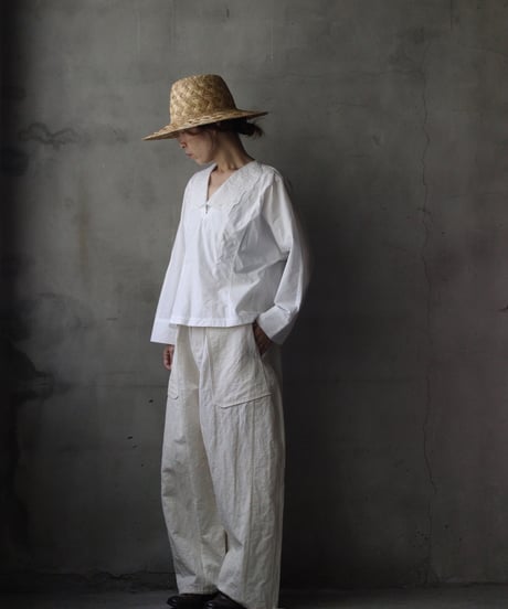 NATIVE VILLAGE ネイティブヴィレッジ / No.5 Simple longing 刺繍襟プルブラウス/ na-26020