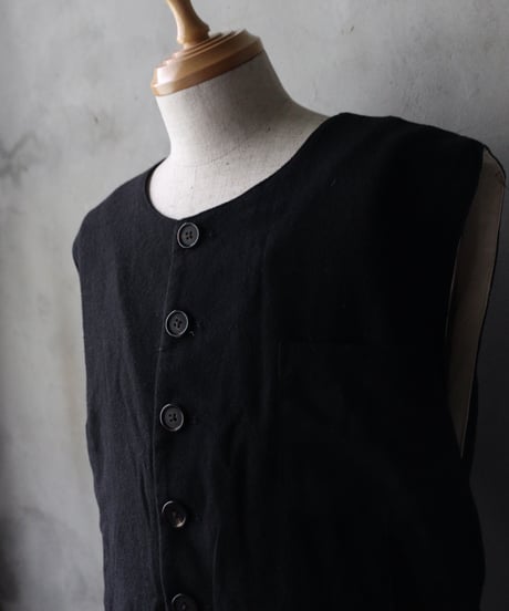ALEKSANDR MANAMISアレクサンダーマナミ/ DOUX THENARDIER WAISTCOATベスト/ am-26017