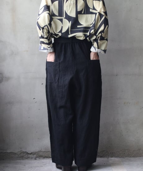cavane キャヴァネ / Volume Wide Pants with Belt Linen100パンツ/ ca-26132