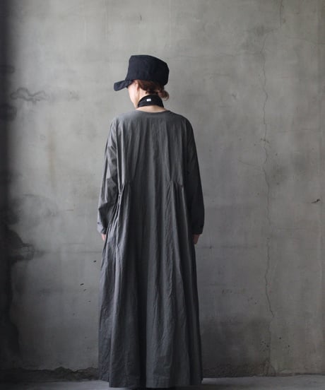 cavaneキャヴァネ / Gathered dress with side switchingワンピース / ca-26056A