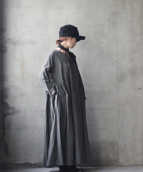 cavaneキャヴァネ / Gathered dress with side switchingワンピース / ca-26056A