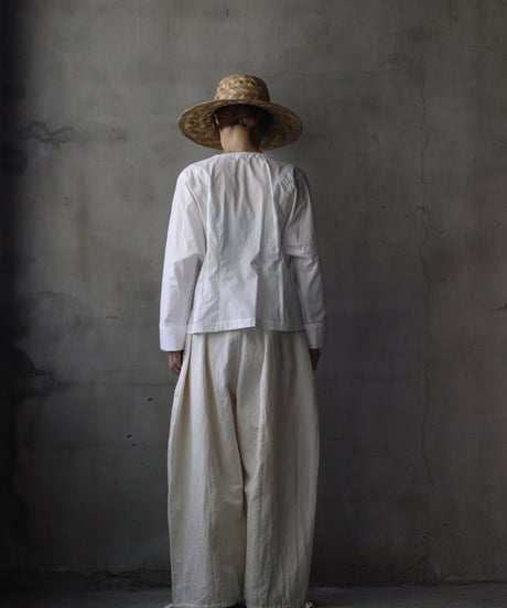 NATIVE VILLAGE ネイティブヴィレッジ / No.5 Simple longing 刺繍襟プルブラウス/ na-26020