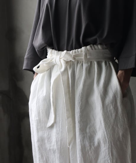 cavane キャヴァネ / Volume Wide Pants with Belt Linen100パンツ/ ca-26133
