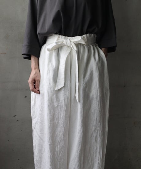 cavane キャヴァネ / Volume Wide Pants with Belt Linen100パンツ/ ca-26133