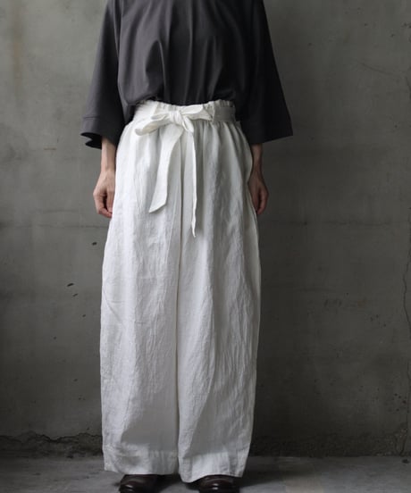cavane キャヴァネ / Volume Wide Pants with Belt Linen100パンツ/ ca-26133