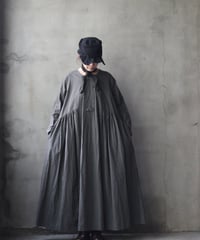 cavaneキャヴァネ / Gathered dress with side switchingワンピース / ca-26056A