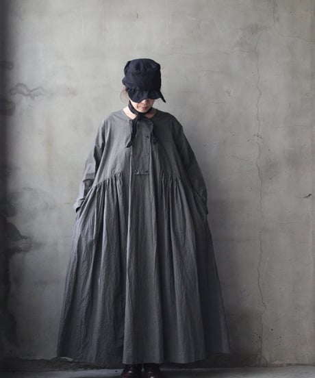 cavaneキャヴァネ / Gathered dress with side switchingワンピース / ca-26056A
