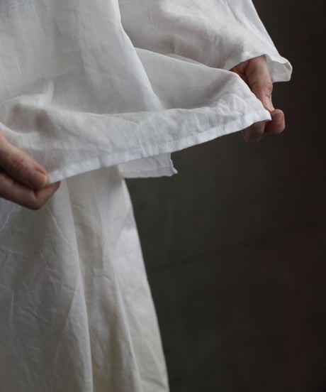 cavane キャヴァネ / Tunic long-sleeve Linen100シャツ / ca-26130