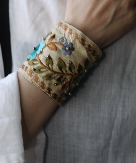 cavane キャヴァネ / Vintage Fabric Braceletブレスレット / ca-26153