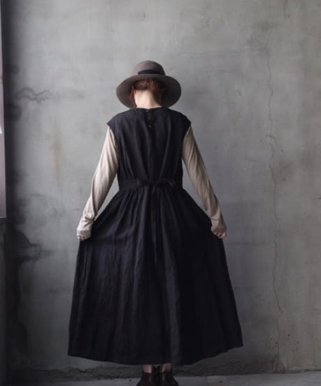 cavane キャヴァネ / Gathered dressⅡ Mud dyed Linen(泥染)100ワンピース / ca-26165