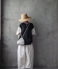 cavane キャヴァネ / Blouse with voluminous sleevesブラウス / ca-26126