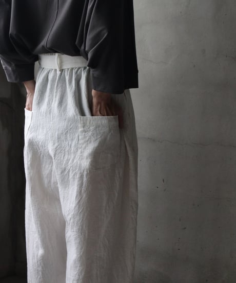 cavane キャヴァネ / Volume Wide Pants with Belt Linen100パンツ/ ca-26133