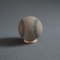 硬式野球ボール　シュランケンカーフ　トープ × グレージュ × グリーンステッチ