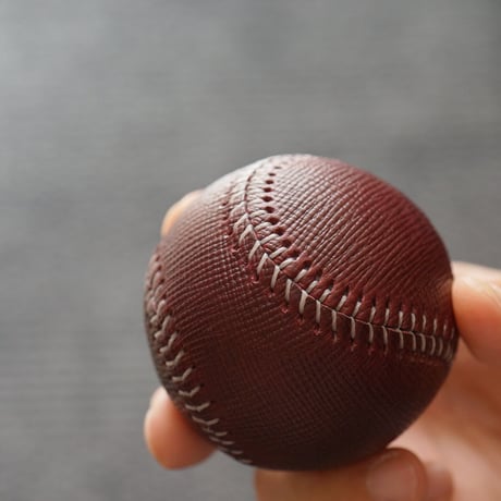 硬式野球ボール　ブッテーロハッチ　ワイン × グレーステッチ