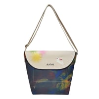 Canvas flap shoulder / marble BYO jumping rabbit