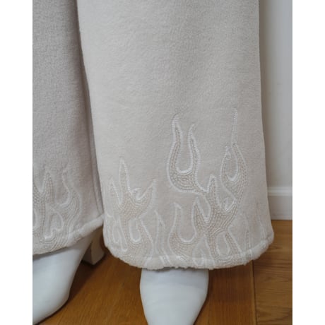 FLEECE FIRE PANTS   /  262-AP025  /  WHITE