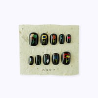 つめをぬるひと ／ つけ爪 　[はなむけ]  10月限定 ブラック