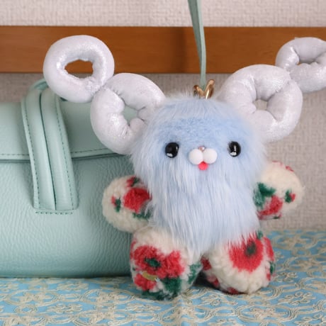KotatsuVillage ／ out&about charm はちみみちゃん 03