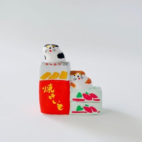 habotan ／ 土人形（大) ｜街の猫たち