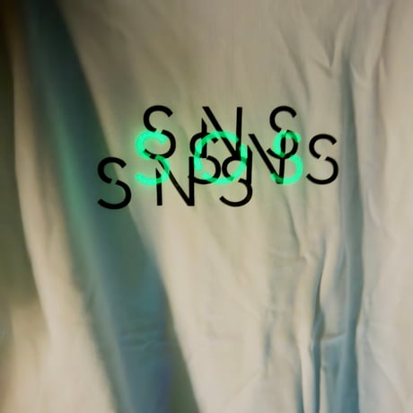 83 original  ／ SNS SOS TEE（Glow) ビッグシルエット