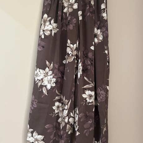 花柄タックワイドパンツ