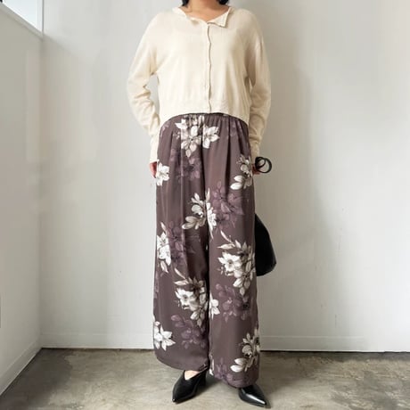 花柄タックワイドパンツ