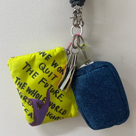 pouch w set charm
