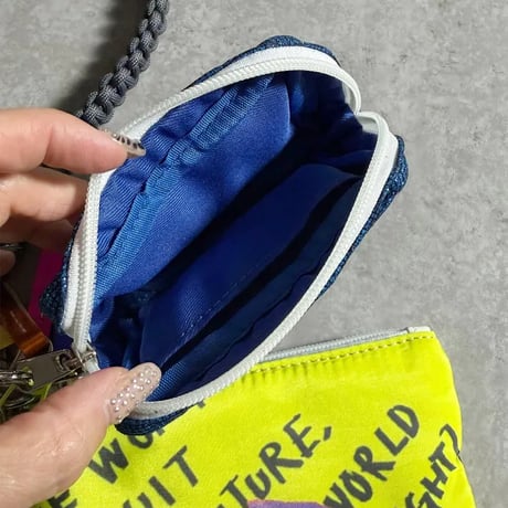 pouch w set charm