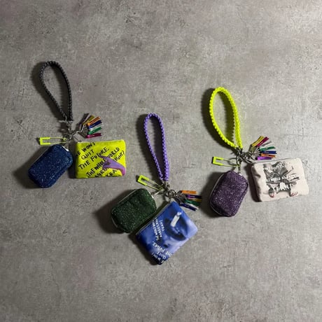 pouch w set charm