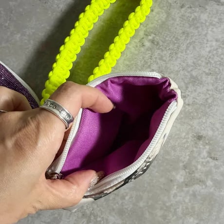 pouch w set charm