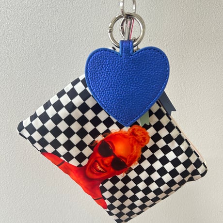 pouch heart clip charm