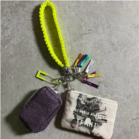 pouch w set charm