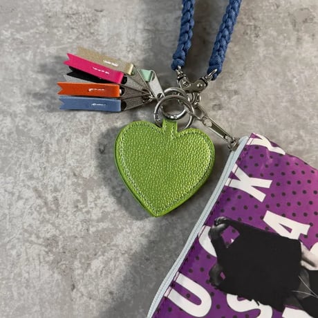 pouch heart clip charm