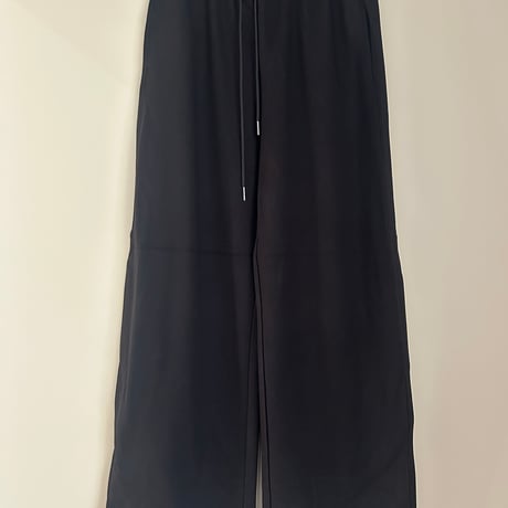 とろみ裏起毛カーブパンツ
