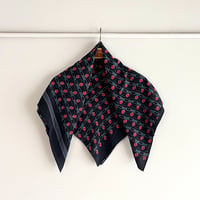 イタリア製ヴィンテージ生地のシルクスカーフ（BLACK * RED FlowerLane） | SANDÉMEREEN