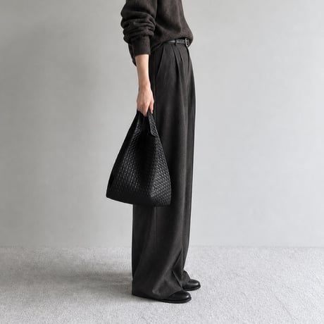 Pli Bag フランス製ヴィンテージマトラッセバッグ（BLACK - French Vintage Matelassé） | SANDÉMEREEN