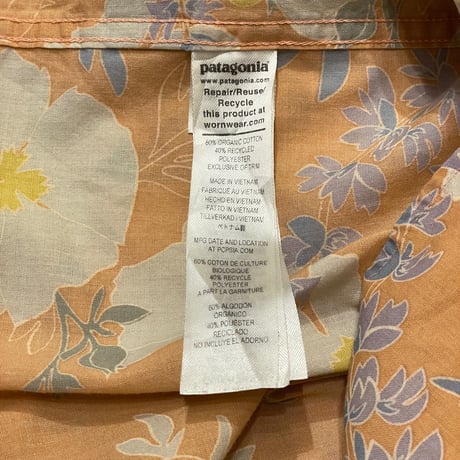 ‘22 Patagonia Botanical Pattern Cotton/Poly Shirt