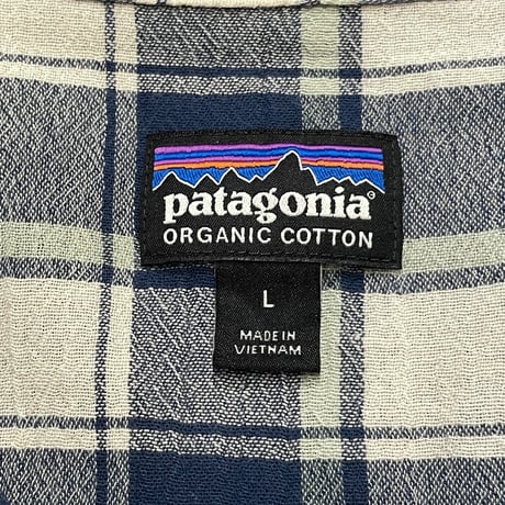 19s Patagonia Plaid Shirt