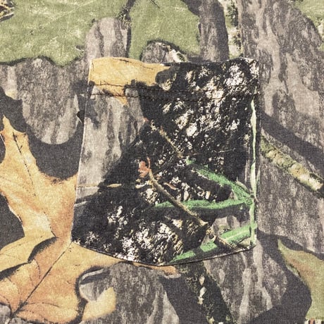 00s- MOSSY OAK Real Tree Camouflage L/S Pocket T-Shirt