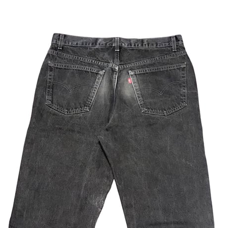 90s Levi’s 550 Cut Off Black Denim Pants