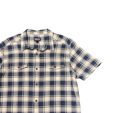 19s Patagonia Plaid Shirt