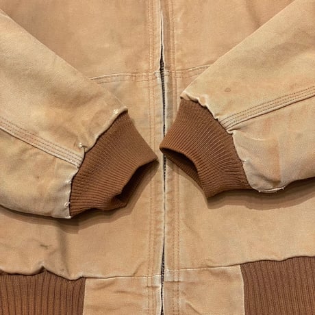 00s- Carhartt Active Jacket