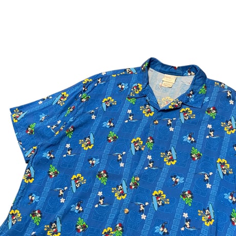 DISNEY Rayon Aloha Shirt
